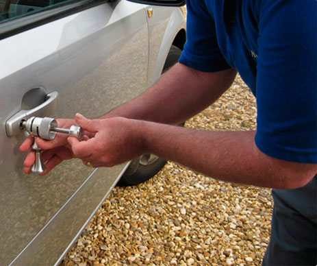 Вскрытие замков в Тихвине